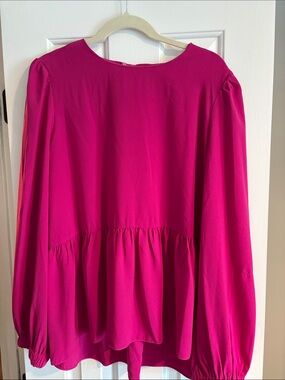 Pomander Place Fuchsia Long-Sleeve Peplum Tunic by Tuckernuck!